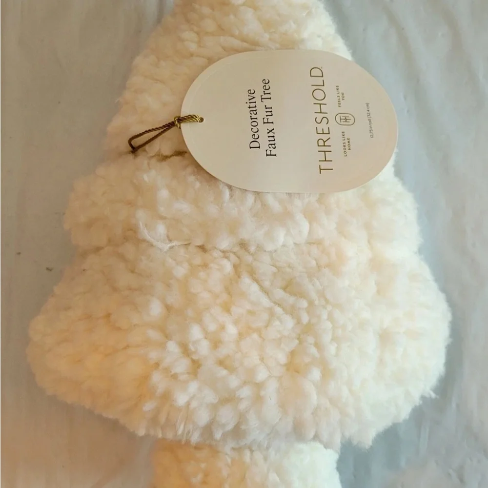 Threshold Faux Shearling Sherpa Tree Shaped Throw Pillow White Plush Christmas